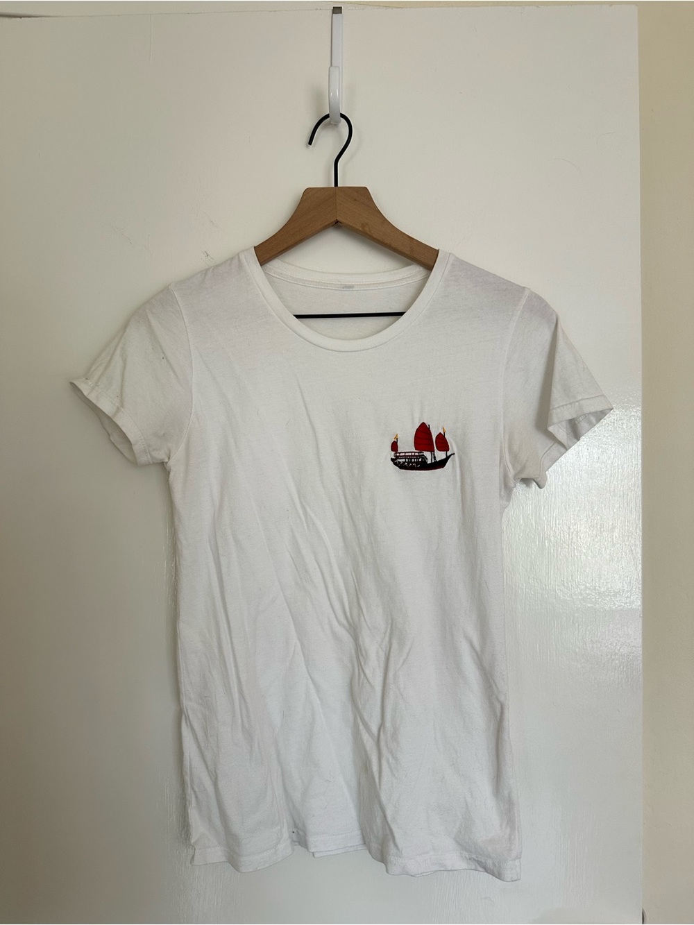 Womens White Crewneck Tee with Red Junk Boat Embroidery, One Size fits like a XS